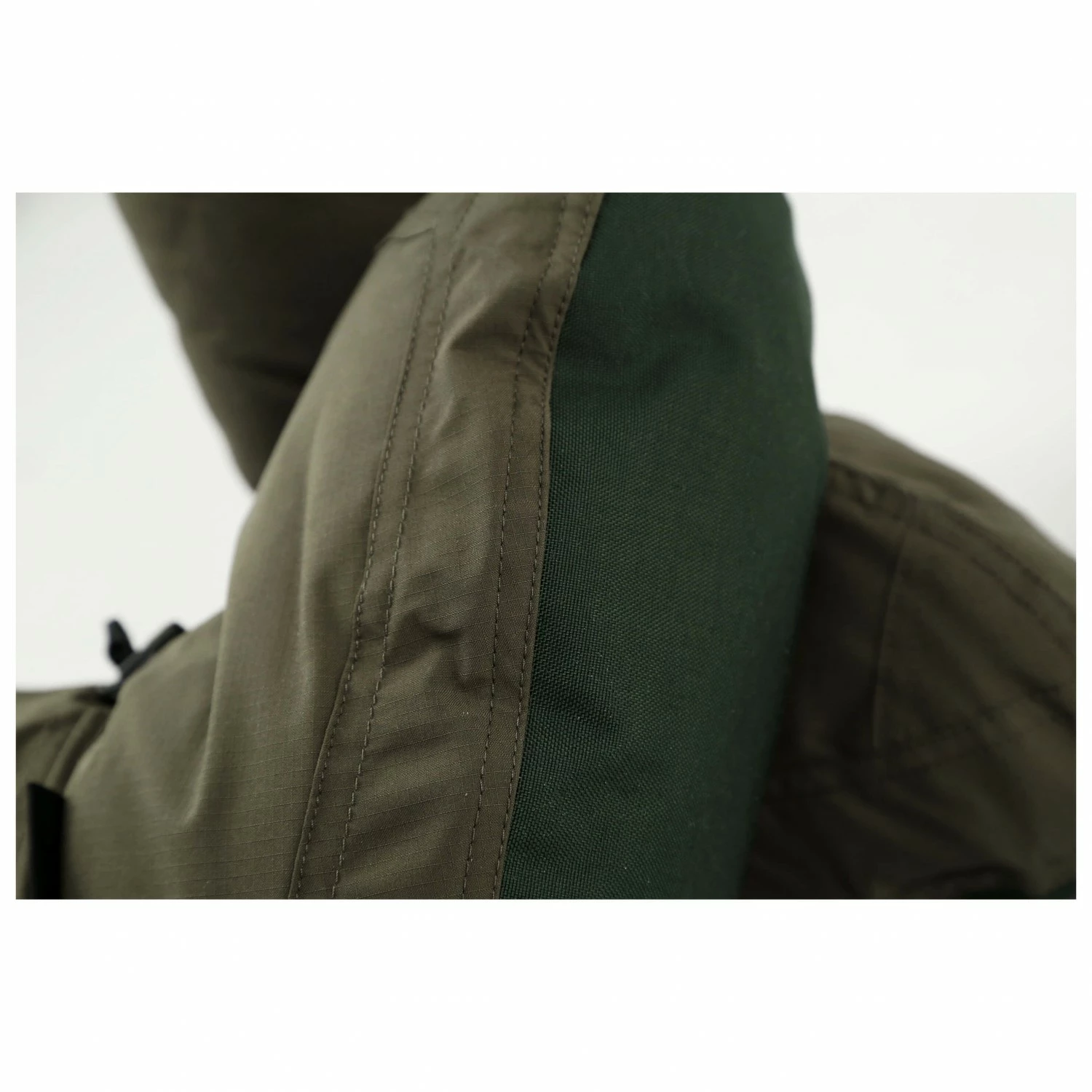 Carinthia Windstopper Booties - Image 5