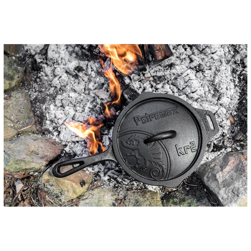 Petromax Cast Iron Casserole Dish With Lid - Image 5